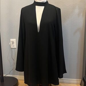 Essue black dress size large